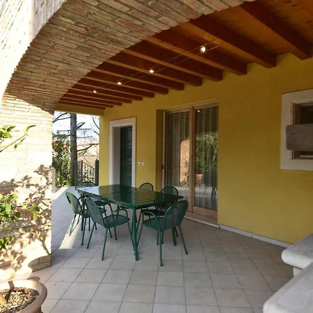 Cesare Apartment
